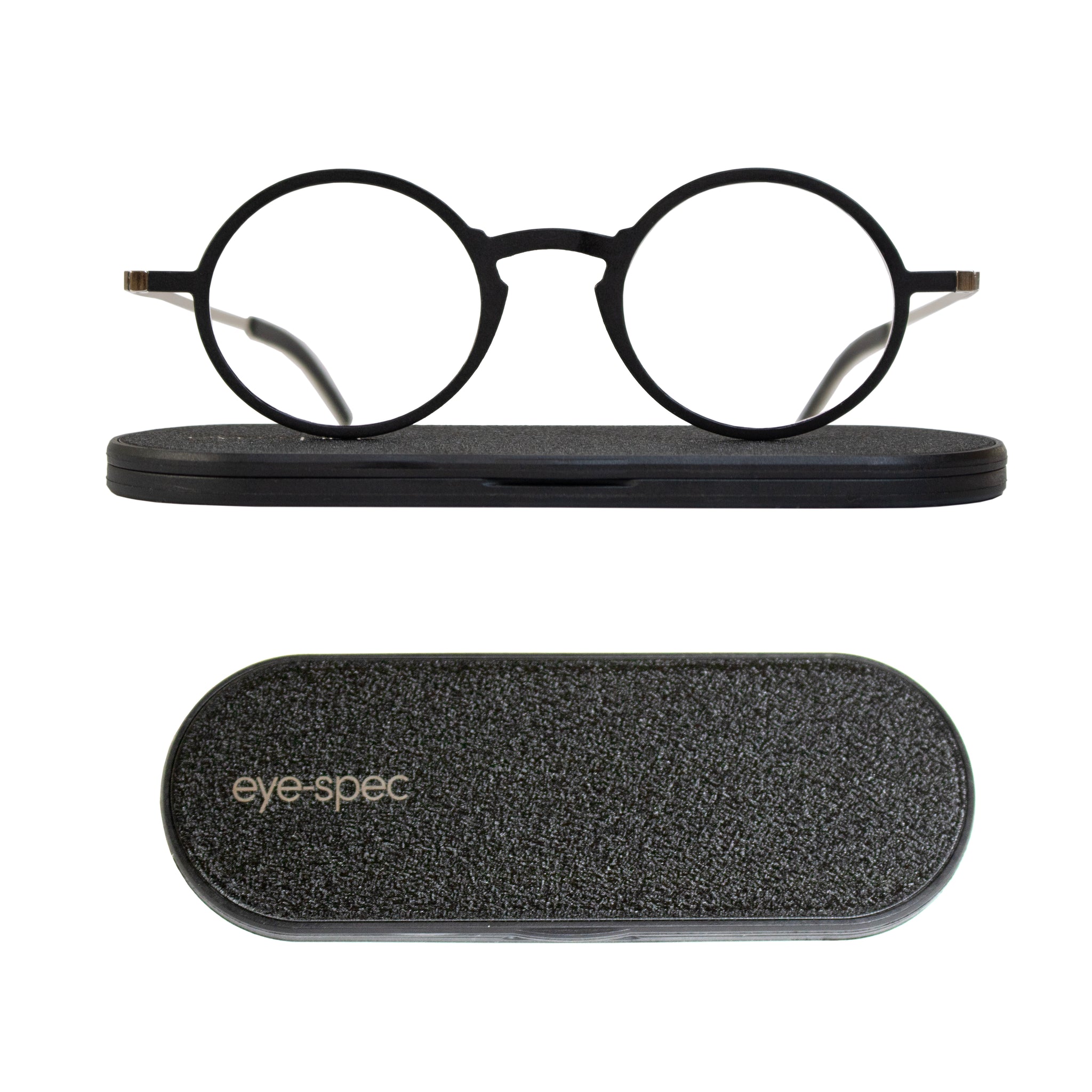 kreuzberg | fashionable super-light round reading glasses with ultra slim case